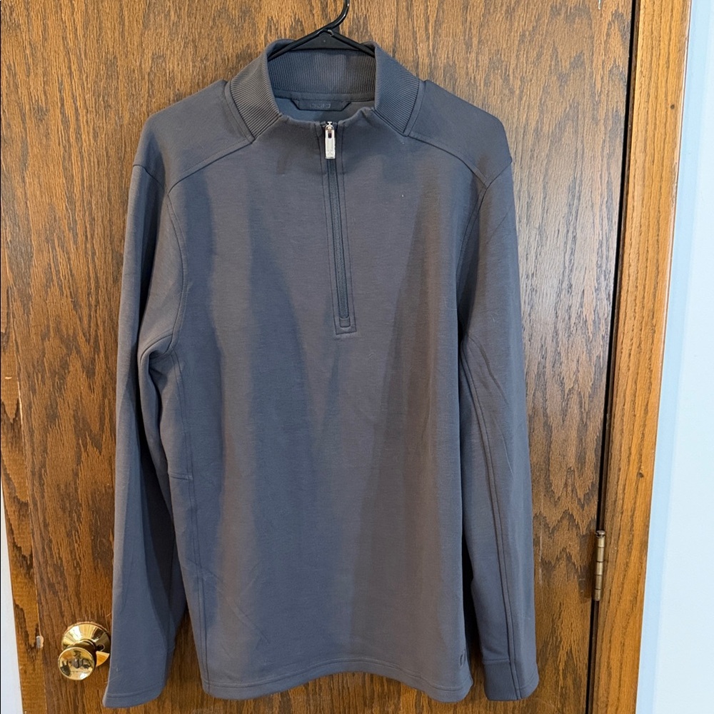 NWOT OGIO® Transcend 1/4-Zip - Picture 4 of 8